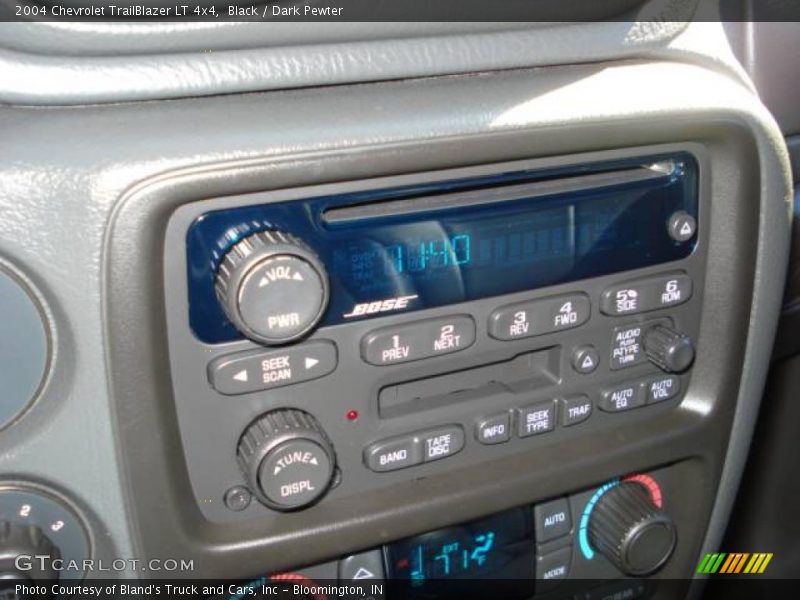 Black / Dark Pewter 2004 Chevrolet TrailBlazer LT 4x4