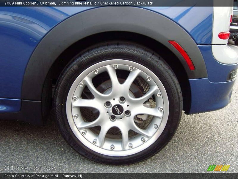 Lightning Blue Metallic / Checkered Carbon Black/Black 2009 Mini Cooper S Clubman