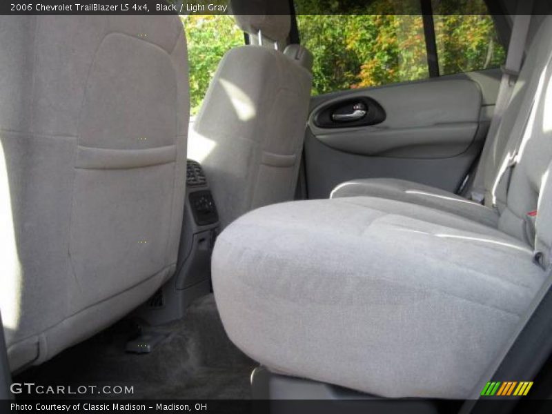 Black / Light Gray 2006 Chevrolet TrailBlazer LS 4x4