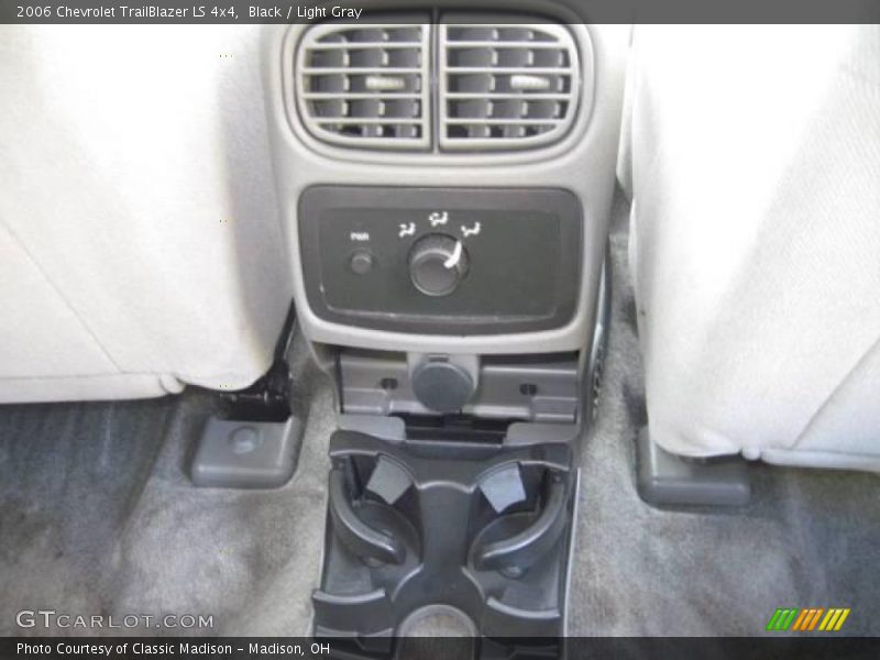 Black / Light Gray 2006 Chevrolet TrailBlazer LS 4x4