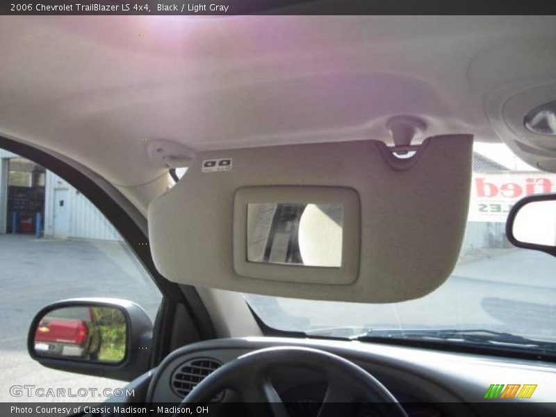 Black / Light Gray 2006 Chevrolet TrailBlazer LS 4x4