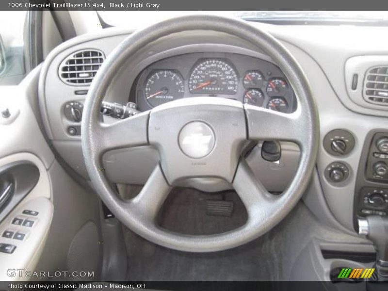 Black / Light Gray 2006 Chevrolet TrailBlazer LS 4x4