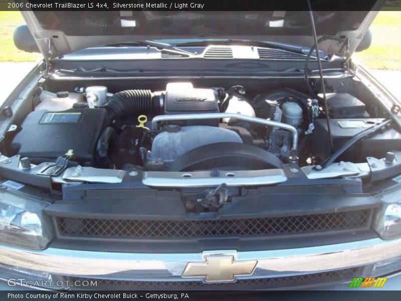 Silverstone Metallic / Light Gray 2006 Chevrolet TrailBlazer LS 4x4
