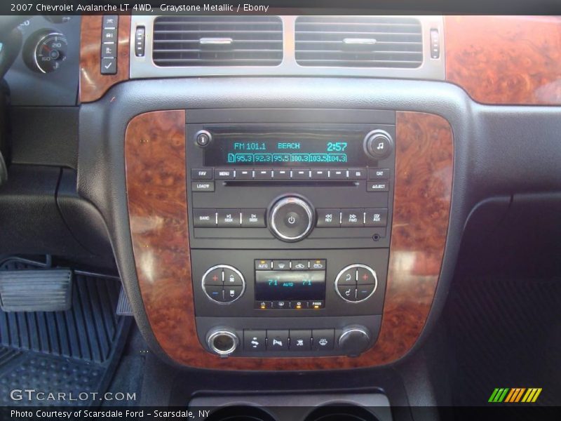 Graystone Metallic / Ebony 2007 Chevrolet Avalanche LT 4WD