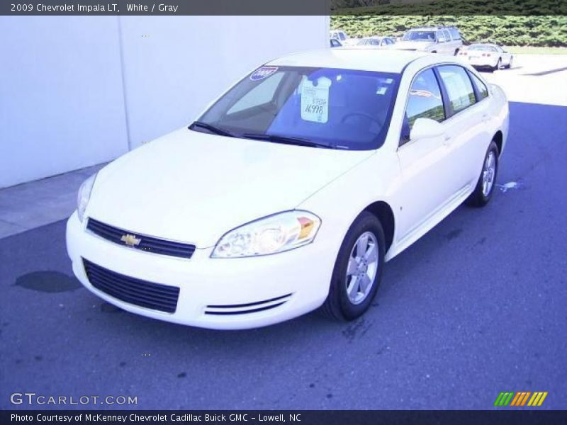 White / Gray 2009 Chevrolet Impala LT