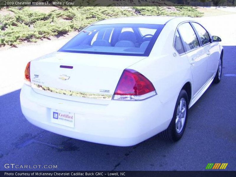 White / Gray 2009 Chevrolet Impala LT
