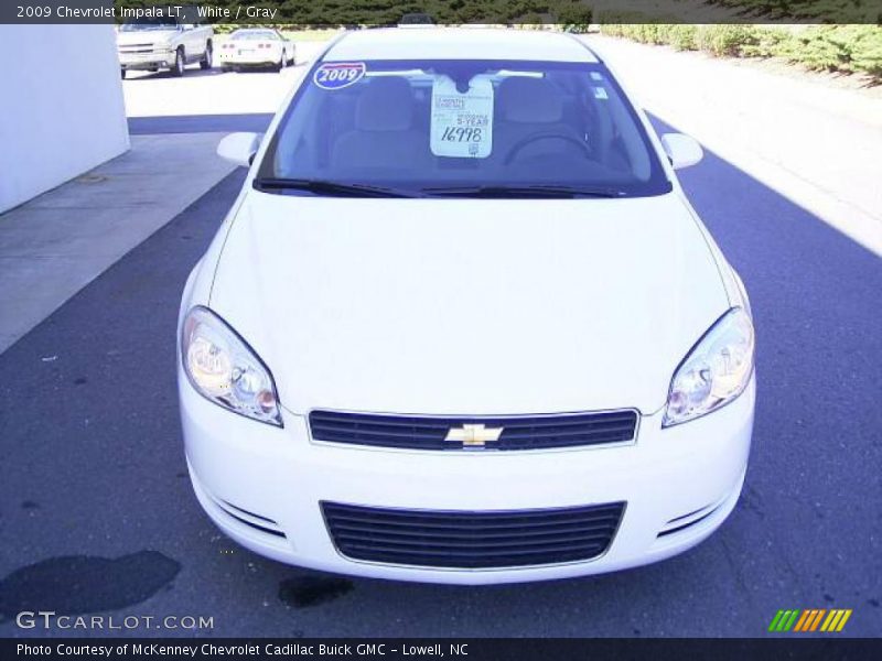 White / Gray 2009 Chevrolet Impala LT
