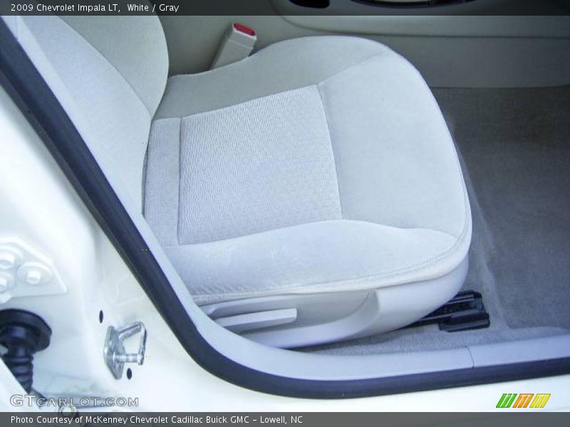 White / Gray 2009 Chevrolet Impala LT