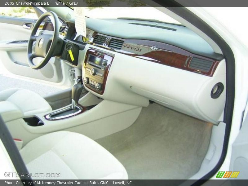 White / Gray 2009 Chevrolet Impala LT