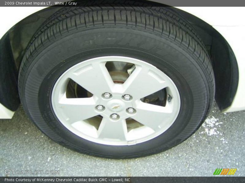 White / Gray 2009 Chevrolet Impala LT