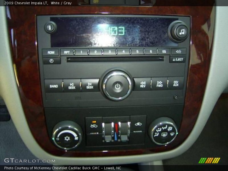 White / Gray 2009 Chevrolet Impala LT