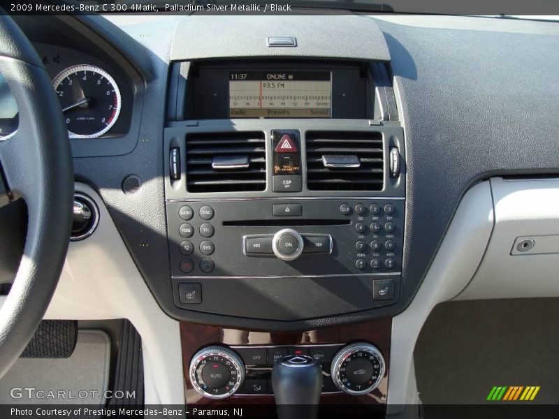 Palladium Silver Metallic / Black 2009 Mercedes-Benz C 300 4Matic