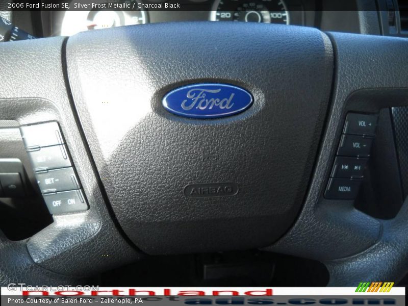 Silver Frost Metallic / Charcoal Black 2006 Ford Fusion SE