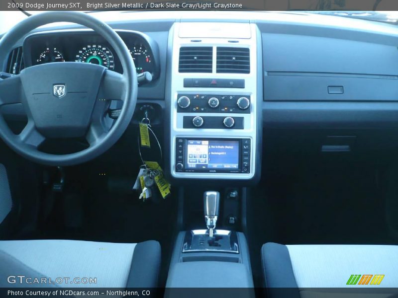 Bright Silver Metallic / Dark Slate Gray/Light Graystone 2009 Dodge Journey SXT