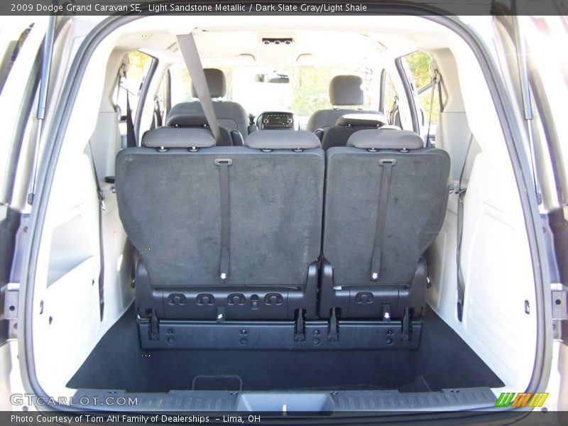 Light Sandstone Metallic / Dark Slate Gray/Light Shale 2009 Dodge Grand Caravan SE