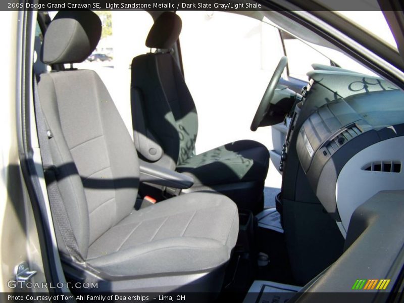 Light Sandstone Metallic / Dark Slate Gray/Light Shale 2009 Dodge Grand Caravan SE