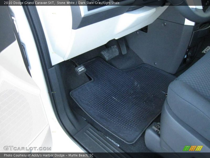Stone White / Dark Slate Gray/Light Shale 2010 Dodge Grand Caravan SXT