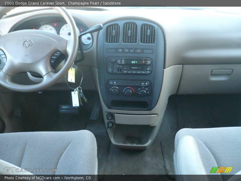 Champagne Pearl / Sandstone 2001 Dodge Grand Caravan Sport