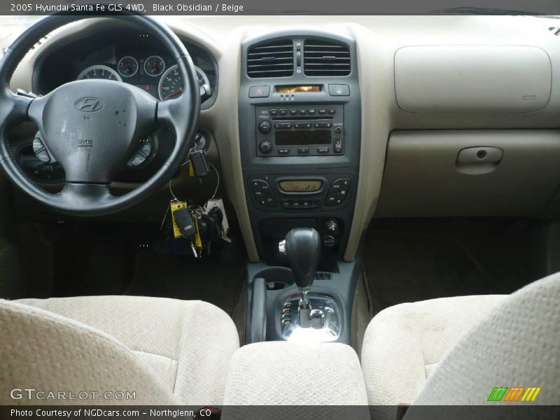Black Obsidian / Beige 2005 Hyundai Santa Fe GLS 4WD