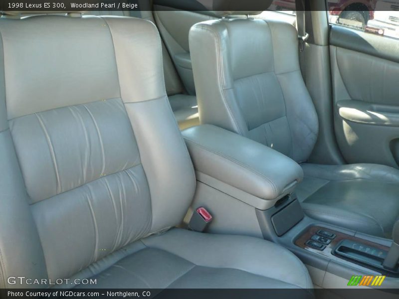 Woodland Pearl / Beige 1998 Lexus ES 300