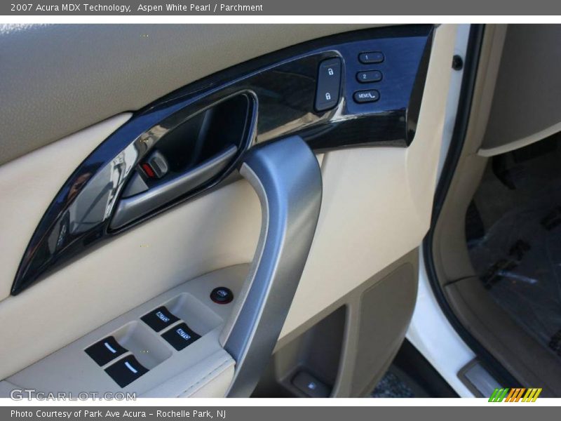 Aspen White Pearl / Parchment 2007 Acura MDX Technology