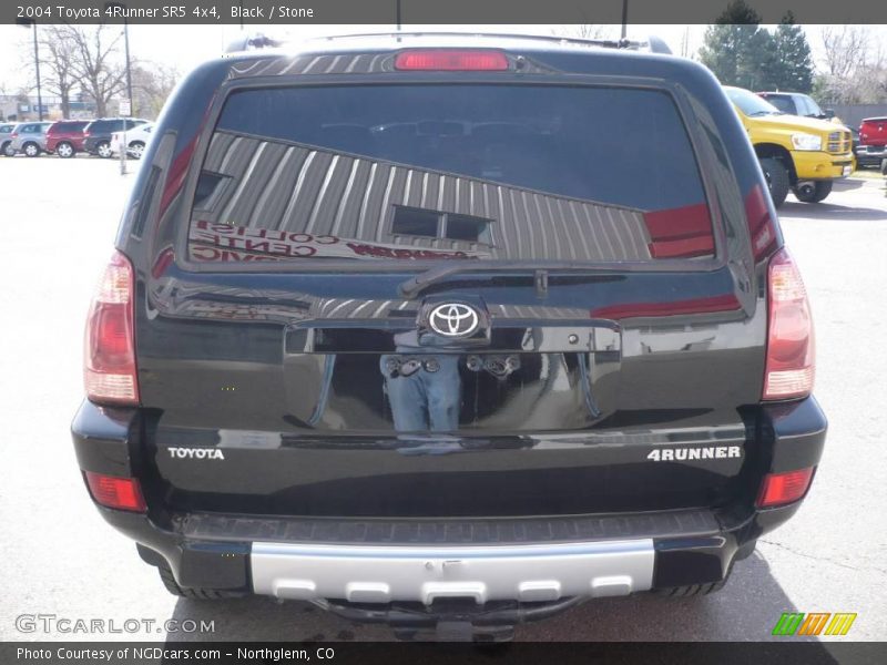 Black / Stone 2004 Toyota 4Runner SR5 4x4