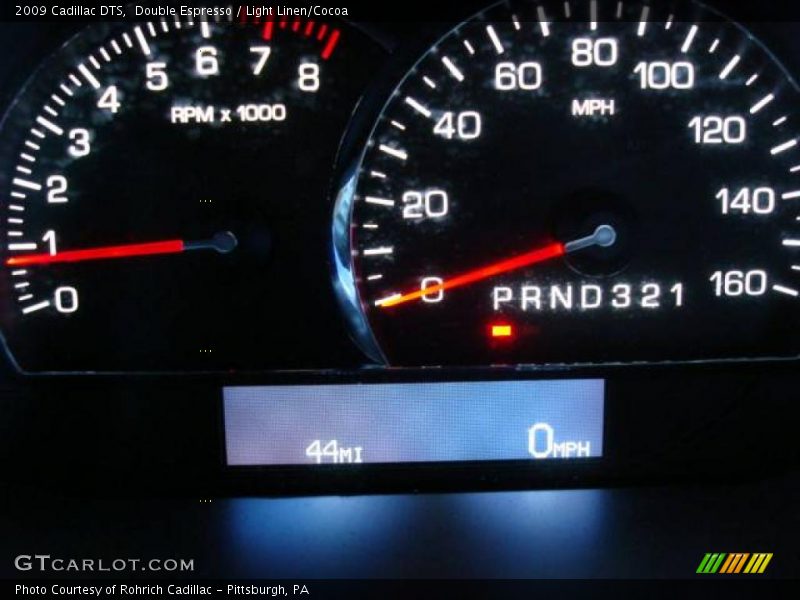 Double Espresso / Light Linen/Cocoa 2009 Cadillac DTS