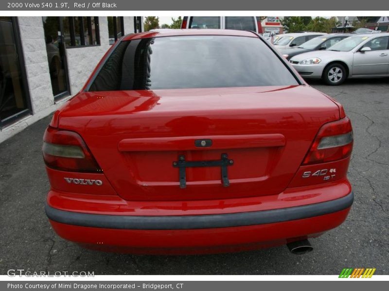 Red / Off Black 2000 Volvo S40 1.9T