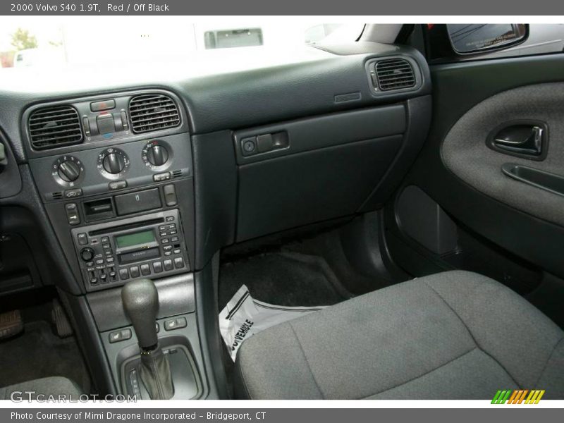 Red / Off Black 2000 Volvo S40 1.9T