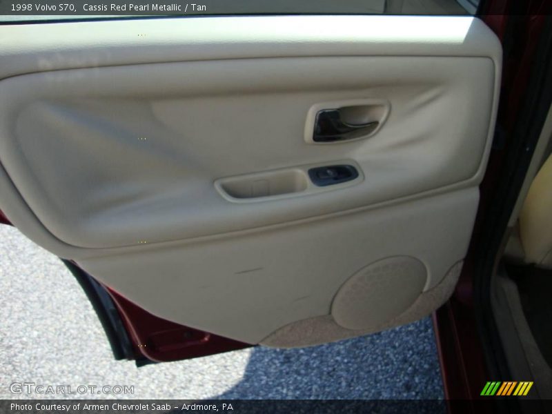 Cassis Red Pearl Metallic / Tan 1998 Volvo S70