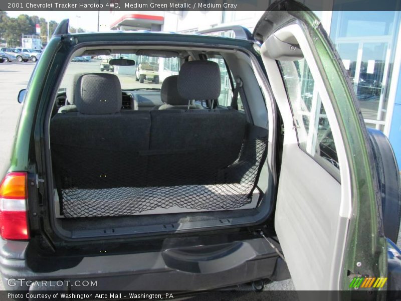 Medium Green Metallic / Medium Gray 2001 Chevrolet Tracker Hardtop 4WD