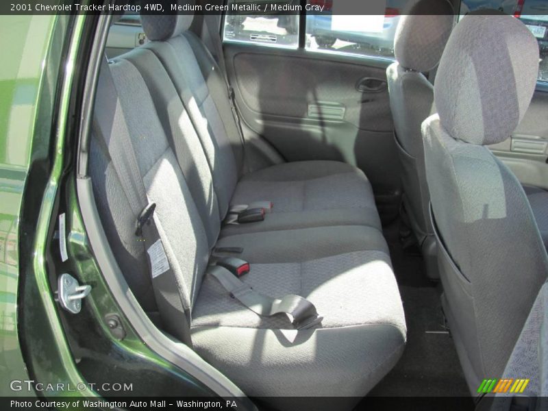 Medium Green Metallic / Medium Gray 2001 Chevrolet Tracker Hardtop 4WD