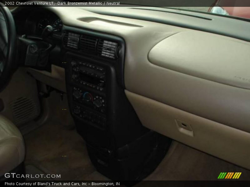Dark Bronzemist Metallic / Neutral 2002 Chevrolet Venture LT