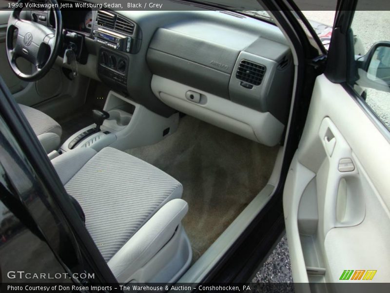 Black / Grey 1998 Volkswagen Jetta Wolfsburg Sedan