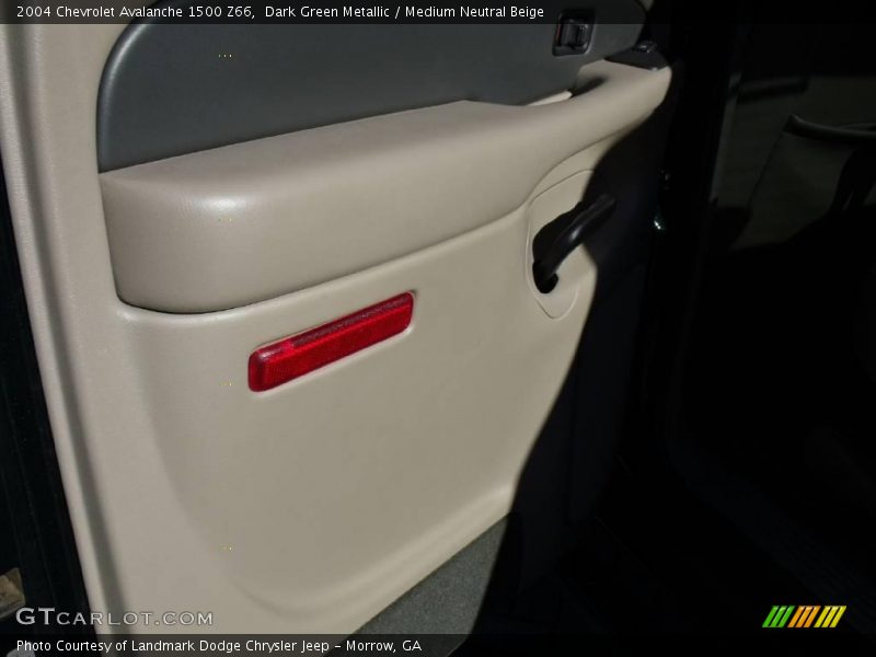 Dark Green Metallic / Medium Neutral Beige 2004 Chevrolet Avalanche 1500 Z66