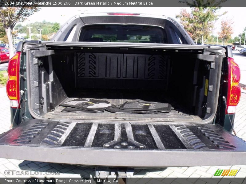 Dark Green Metallic / Medium Neutral Beige 2004 Chevrolet Avalanche 1500 Z66