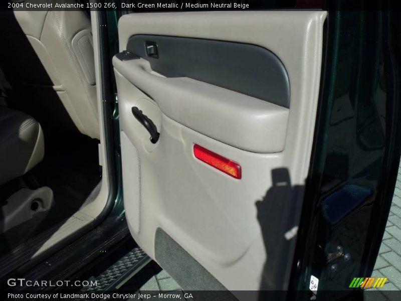 Dark Green Metallic / Medium Neutral Beige 2004 Chevrolet Avalanche 1500 Z66