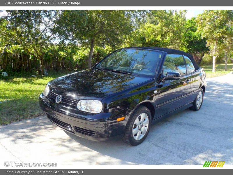 Black / Beige 2002 Volkswagen Cabrio GLX