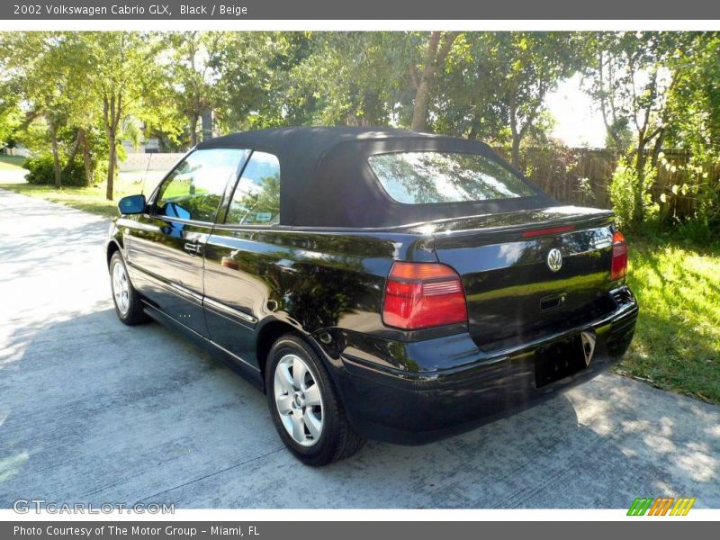 Black / Beige 2002 Volkswagen Cabrio GLX