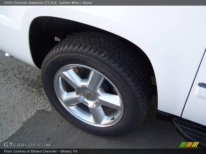 Summit White / Ebony 2009 Chevrolet Avalanche LTZ 4x4