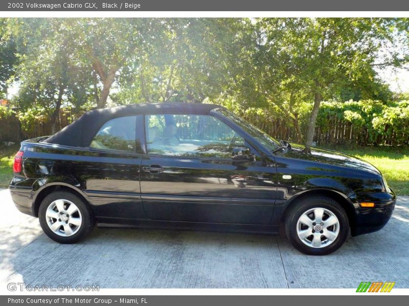 Black / Beige 2002 Volkswagen Cabrio GLX