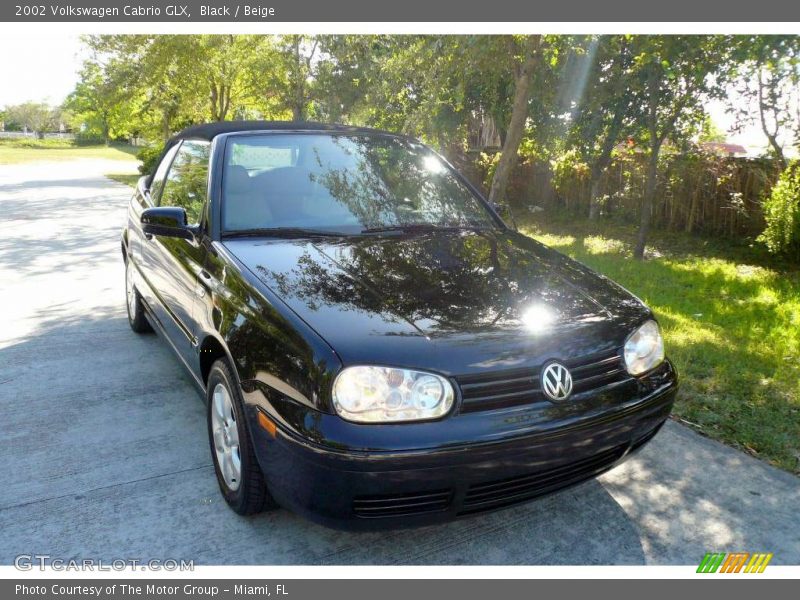 Black / Beige 2002 Volkswagen Cabrio GLX