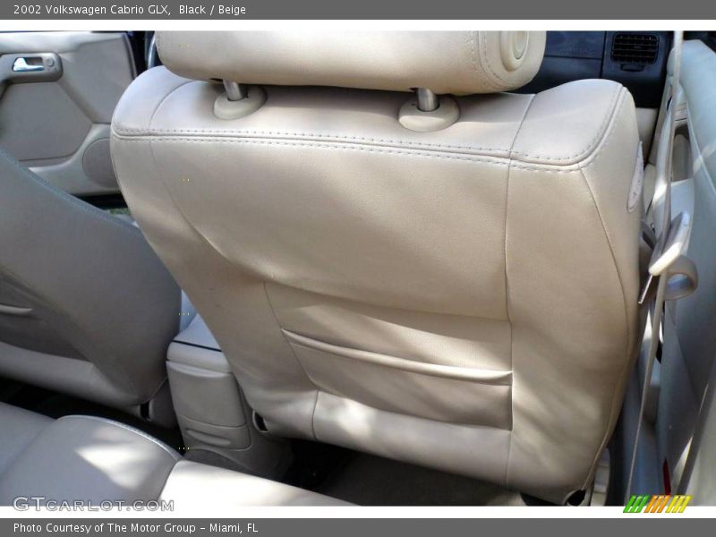 Black / Beige 2002 Volkswagen Cabrio GLX
