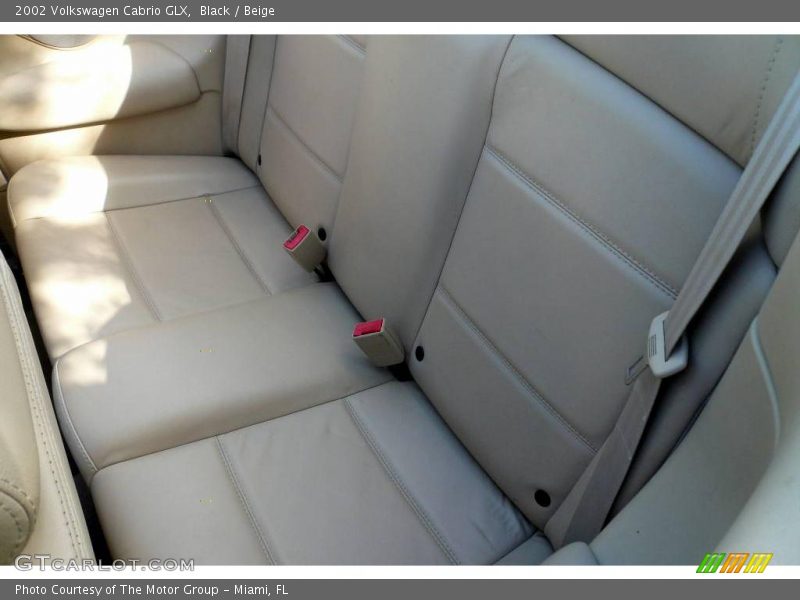 Black / Beige 2002 Volkswagen Cabrio GLX