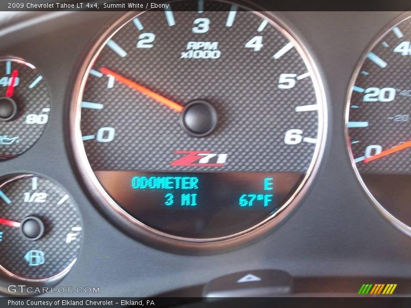 Summit White / Ebony 2009 Chevrolet Tahoe LT 4x4