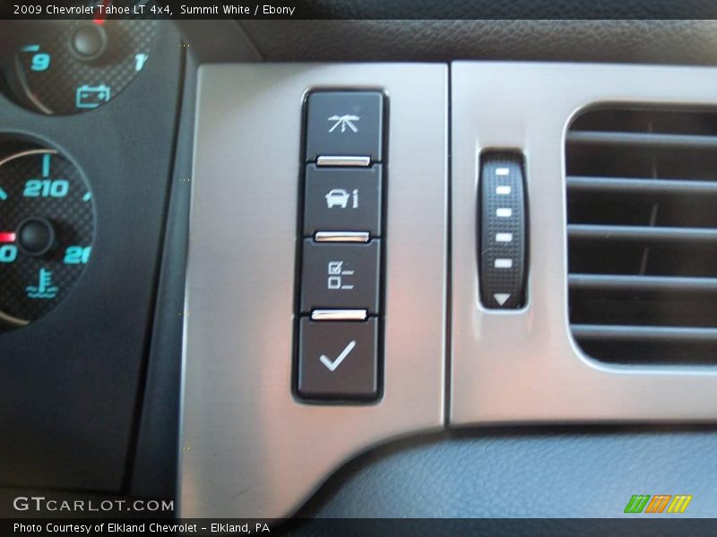 Summit White / Ebony 2009 Chevrolet Tahoe LT 4x4