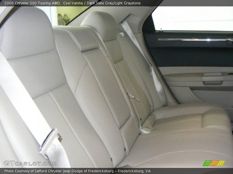 Cool Vanilla / Dark Slate Gray/Light Graystone 2006 Chrysler 300 Touring AWD
