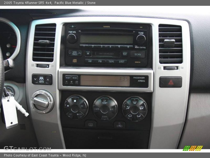 Pacific Blue Metallic / Stone 2005 Toyota 4Runner SR5 4x4
