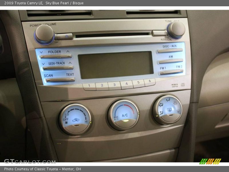 Sky Blue Pearl / Bisque 2009 Toyota Camry LE