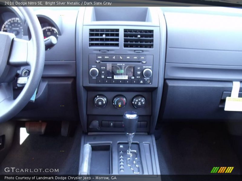 Bright Silver Metallic / Dark Slate Gray 2010 Dodge Nitro SE